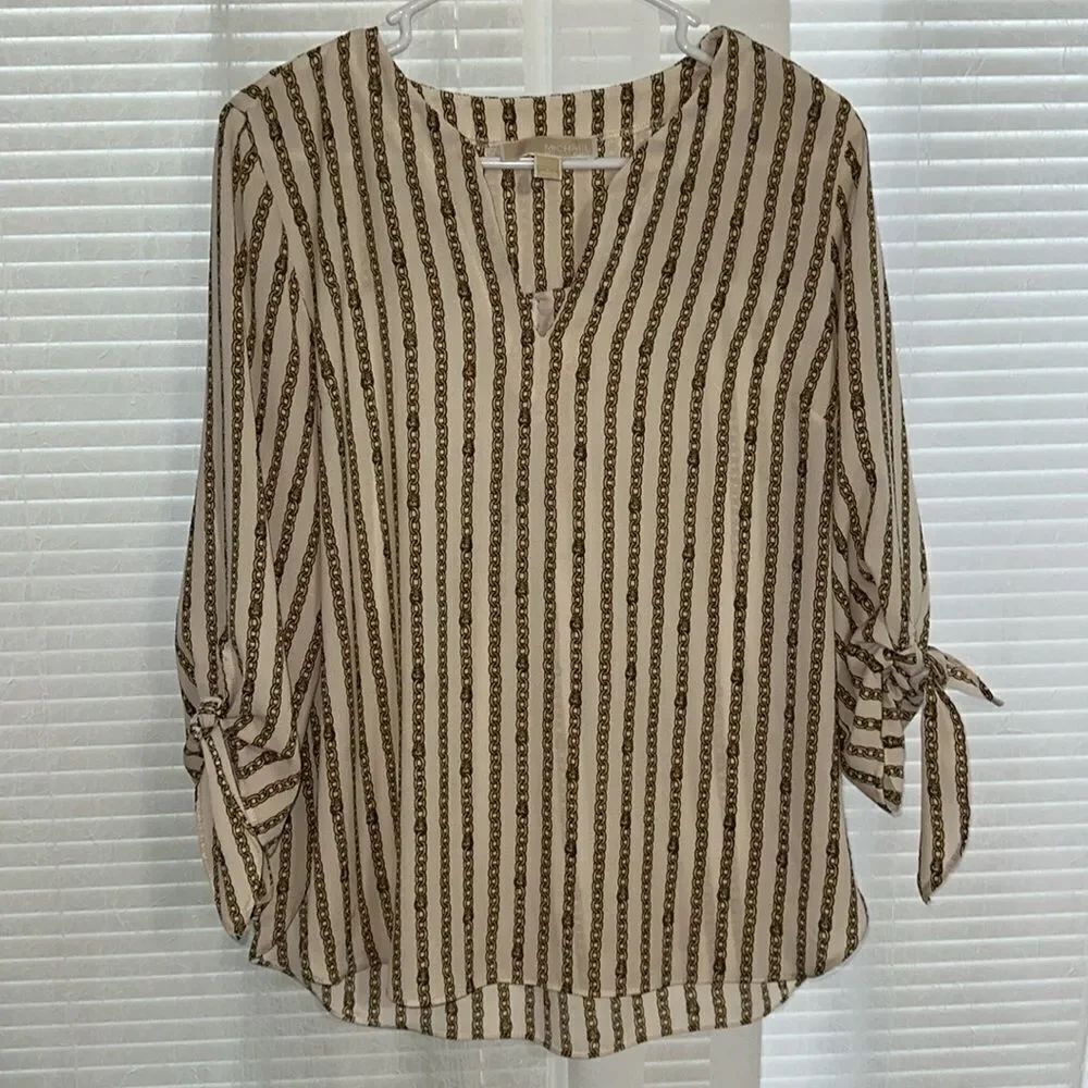Michael Kors L Ivory Bone Gold Twist Tie Sleeve MK Logo Chainlink V-Neck Blouse